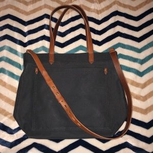 Madewell Medium Canvas Tote in Black Sea